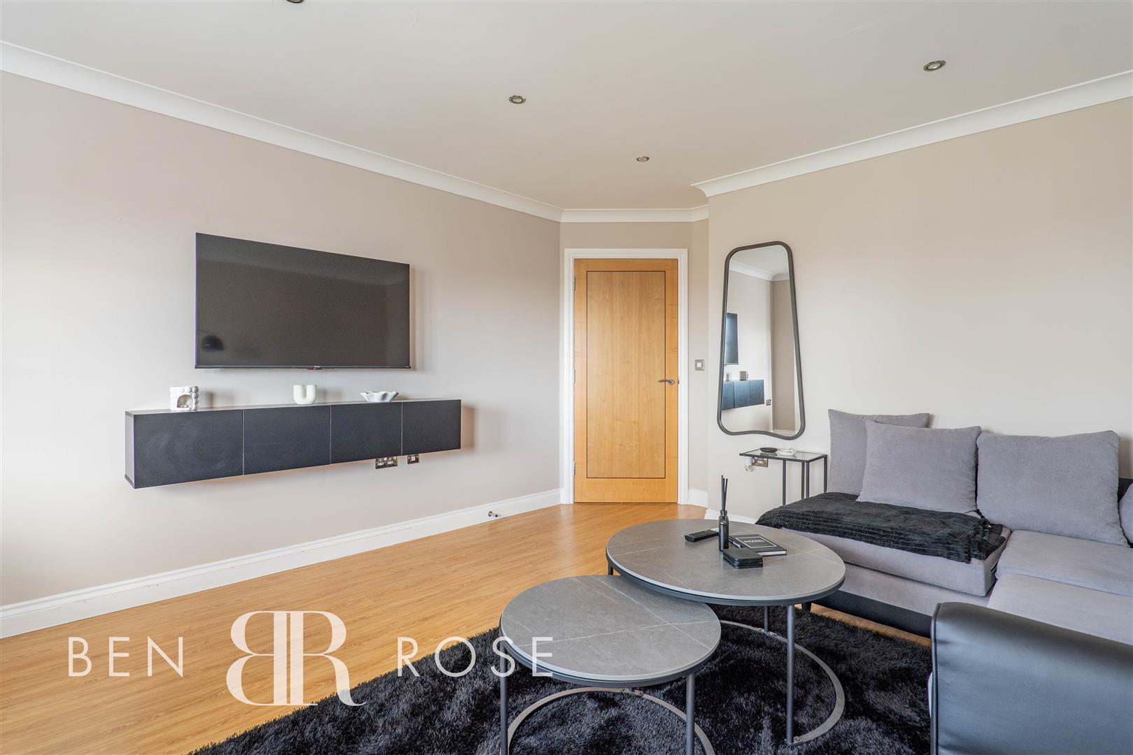 Baxendale Grove, Preston